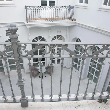 Only Palacio Corredera Hotel *
