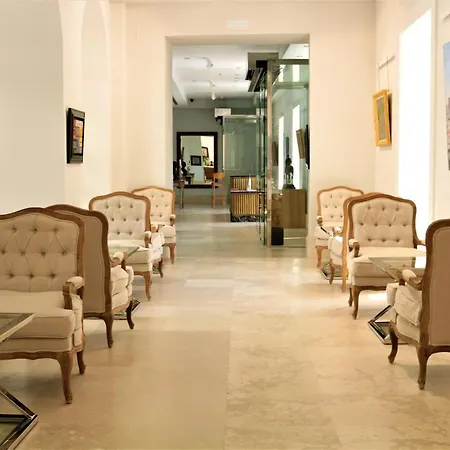 Only Palacio Corredera Hotel *