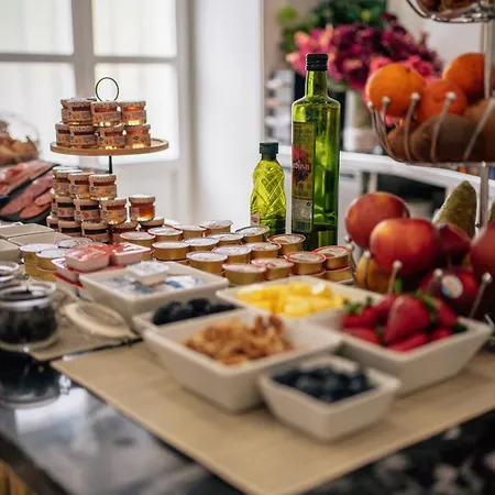 Hotel Boutique Palacio Corredera 3*